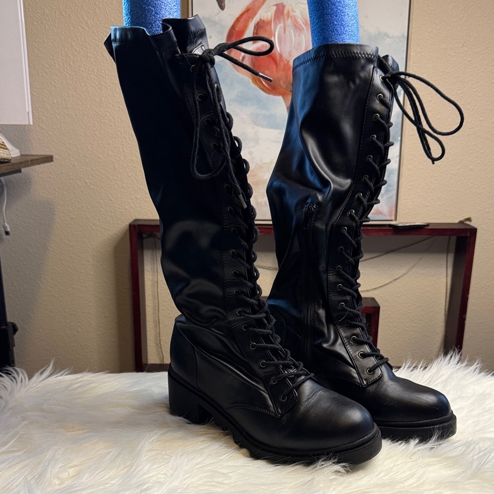 Shoe Dazzle Black Lace Up Boots